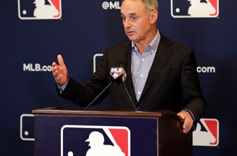 
					AP sources: MLB near deal for rosters to expand to 26 in ’20
				