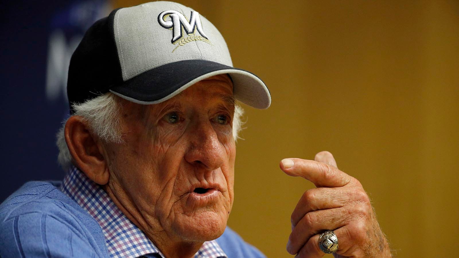 Entering 49th season on mic, Brewers' Uecker still considered 'one of