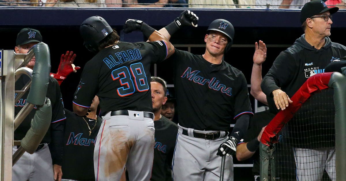 Miami Marlins 4, Atlanta Braves 2