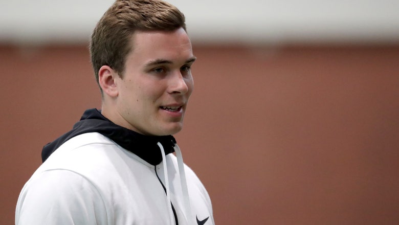 Syracuse QB Dungey excited about wildcat role with Giants