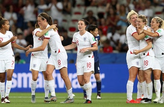 
					England’s Ellen White gets her 2nd goal vs. Japan | 2019 FIFA Women’s World Cup™ Highlight
				