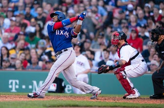 Andrus ties the game with Sac-Fly, Rangers fall in 9th to Sox