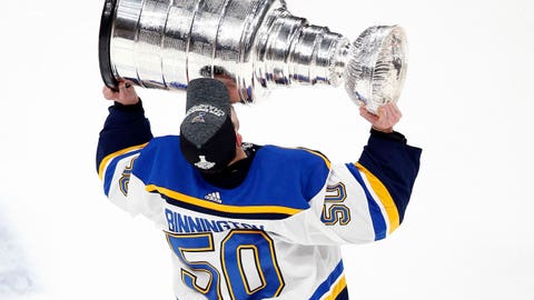 Blues, Binnington agree to 2-year, $8.8M deal