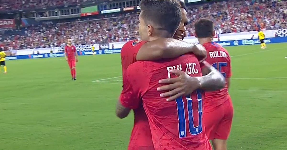 Christian Pulisic makes it 3-1 vs. Jamaica | 2019 CONCACAF Gold Cup