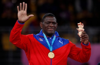 
					Cuba's Lopez dominates Pan Am Games Greco-Roman wrestling
				