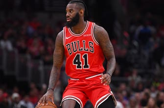 
					Pacers sign veteran JaKarr Sampson to a contract
				