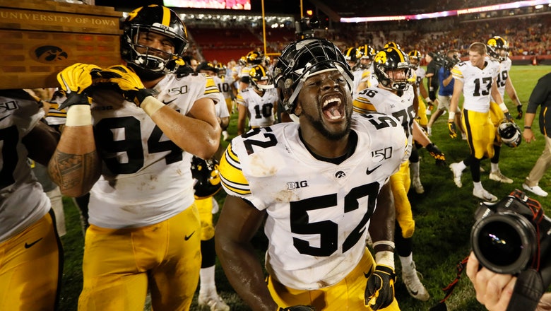 No. 14 Iowa hosts MTSU, seeking 1st 4-0 start since '15