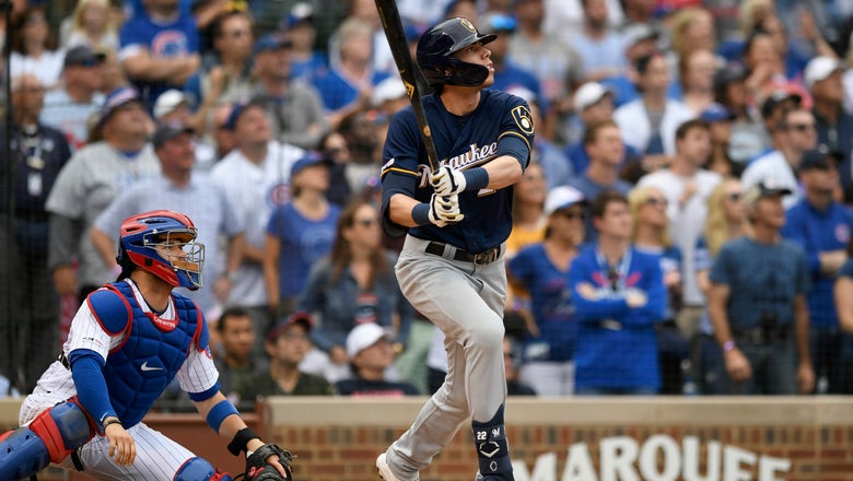 Yelich hits 3-run homer as Brewers beat Cubs 4-0