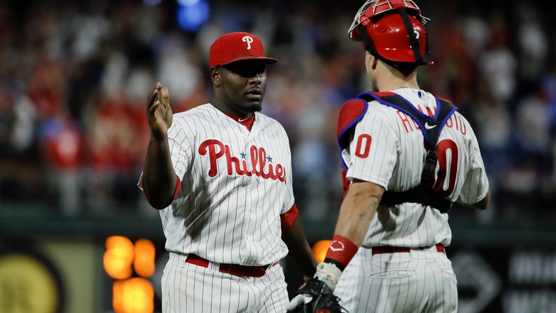 Kingery lifts Phillies over Mets 5-2 to avoid sweep