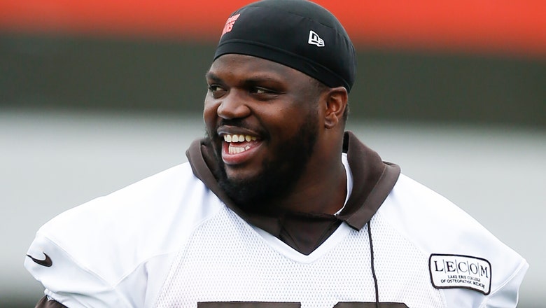 Browns re-sign T Robinson, day after terminating contract