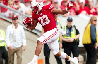 Badgers move up to No. 13 in AP Top 25 poll