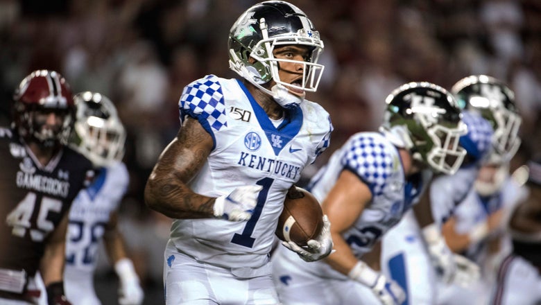 Kentucky, Arkansas square off looking for first SEC win