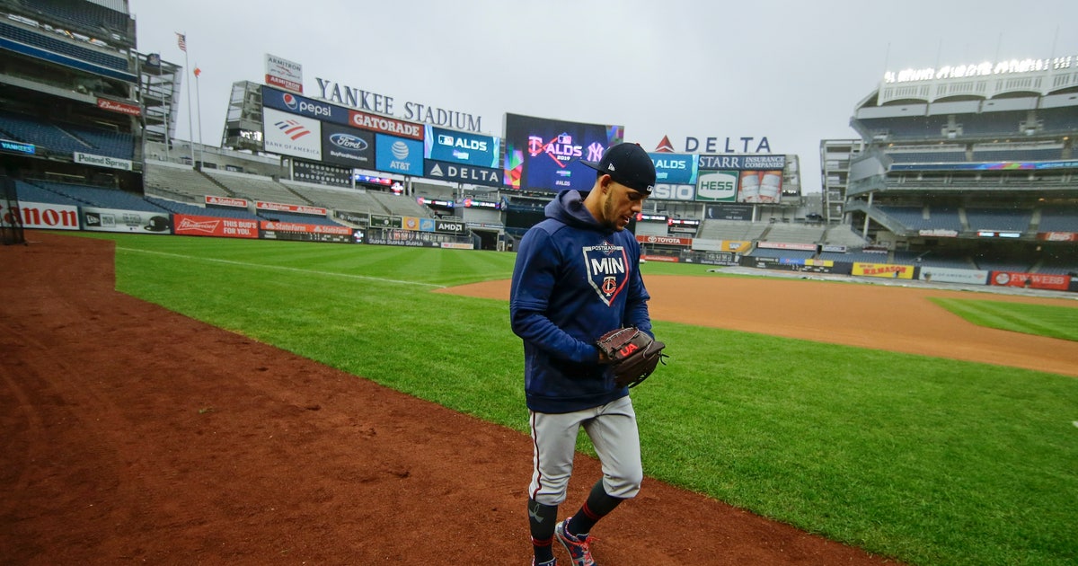 Yanks-Twins: the Bronx Bombers vs. the Bomba Squad