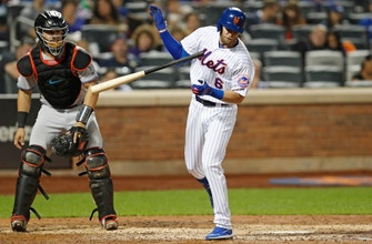 
					Mets’ McNeil has surgery to repair broken right wrist
				