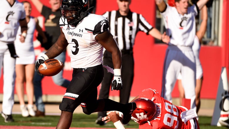 No. 25 Cincinnati holds off Houston late to win 38-23
