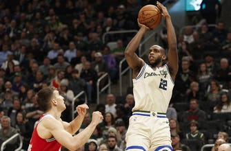 
					StatTuesday: Bucks fare well without Giannis
				