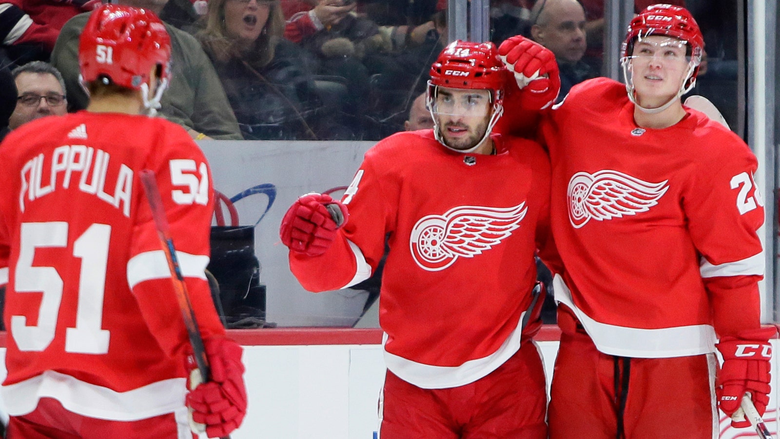 Red Wings end six-game losing streak with 2-1 victory over Blackhawks ...