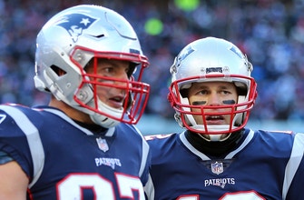
					Rob Gronkowski jokes about having the Patriots playbook for the past four weeks
				