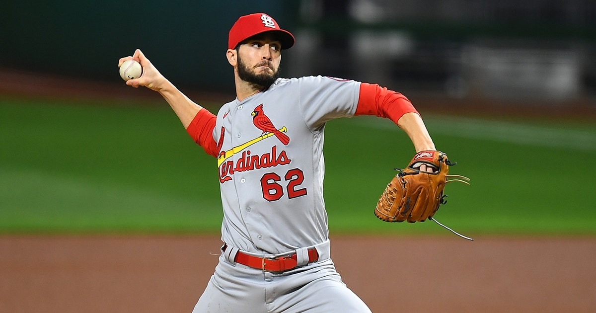 Daniel Ponce de Leon fans nine, Cardinals sweep doubleheader with