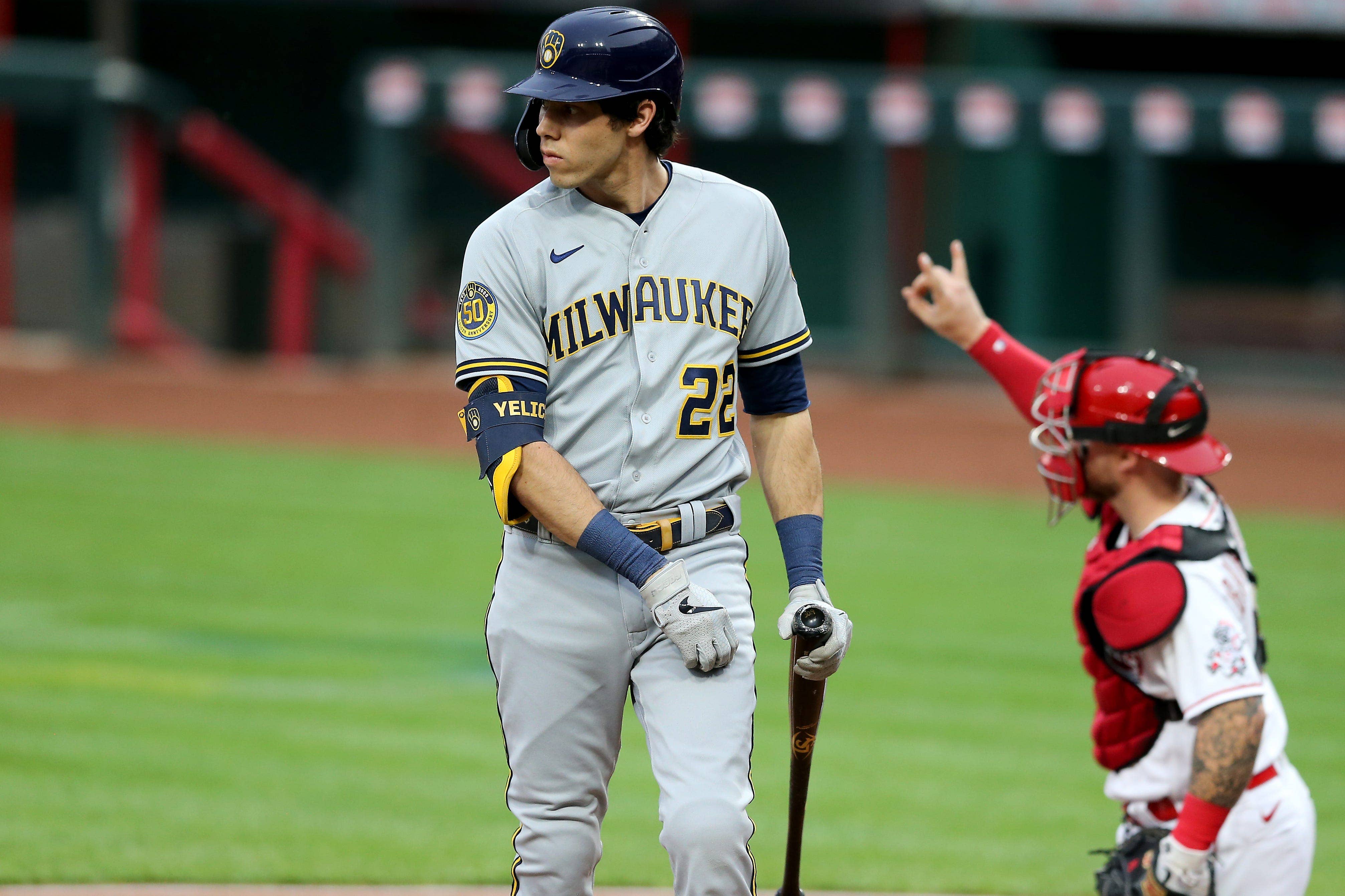 Brewers lose to Reds 6-1, Bauer dominates | FOX Sports