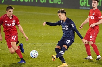 Jesus Medina's 51st minute tally sends NYCFC past Toronto FC,1-0 Jesus Medina's 51st minute tally sends NYCFC past Toronto FC,1-0