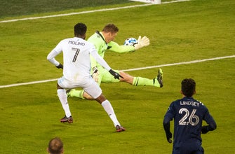 Minnesota United beats Sporting K.C. 3-0, advances to Western Conference Final