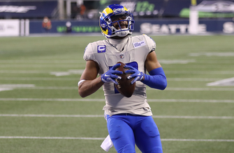 Jared Goff connects with Robert Woods to extend Rams lead over Seahawks, 30-13