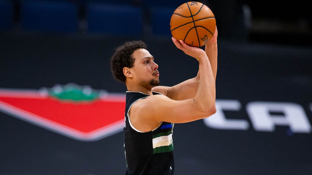 Forbes Lighting It Up From Deep With Bucks Fox Sports