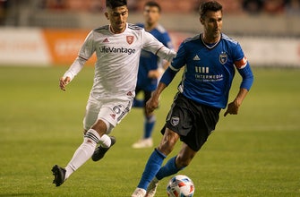 Chris Wondolowski nets two goals in Earthquakes’ 2-1 win over Real Salt Lake