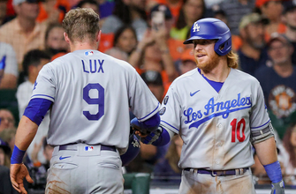 Dodgers chase Zack Greinke after sixth, beat Astros, 9-2