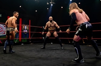Triple Threat Match para una oportunidad por el título de NXT UK: lo más destacado de WWE NXT UK: 23 de septiembre de 2021