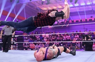 Josh Briggs y Brooks Jensen contra Keegan Scott y Taylor Garland: WWE 205 Live, 15 de octubre de 2021
