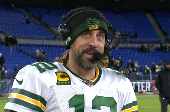 'Hopefully I can break that record at home on Christmas next week' — Aaron Rodgers speaks with Erin Andrews on tying Brett Favre's record