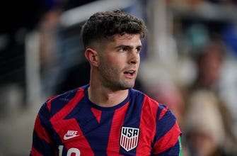 Alexi Lalas on USMNT coach Gregg Berhalter’s decision to sit Christian Pulisic