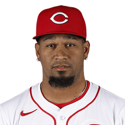 PHOTOS: Los Angeles Dodgers at Cincinnati Reds, June 7