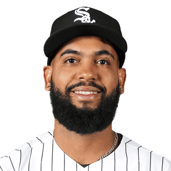 SERANTHONY DOMÍNGUEZ