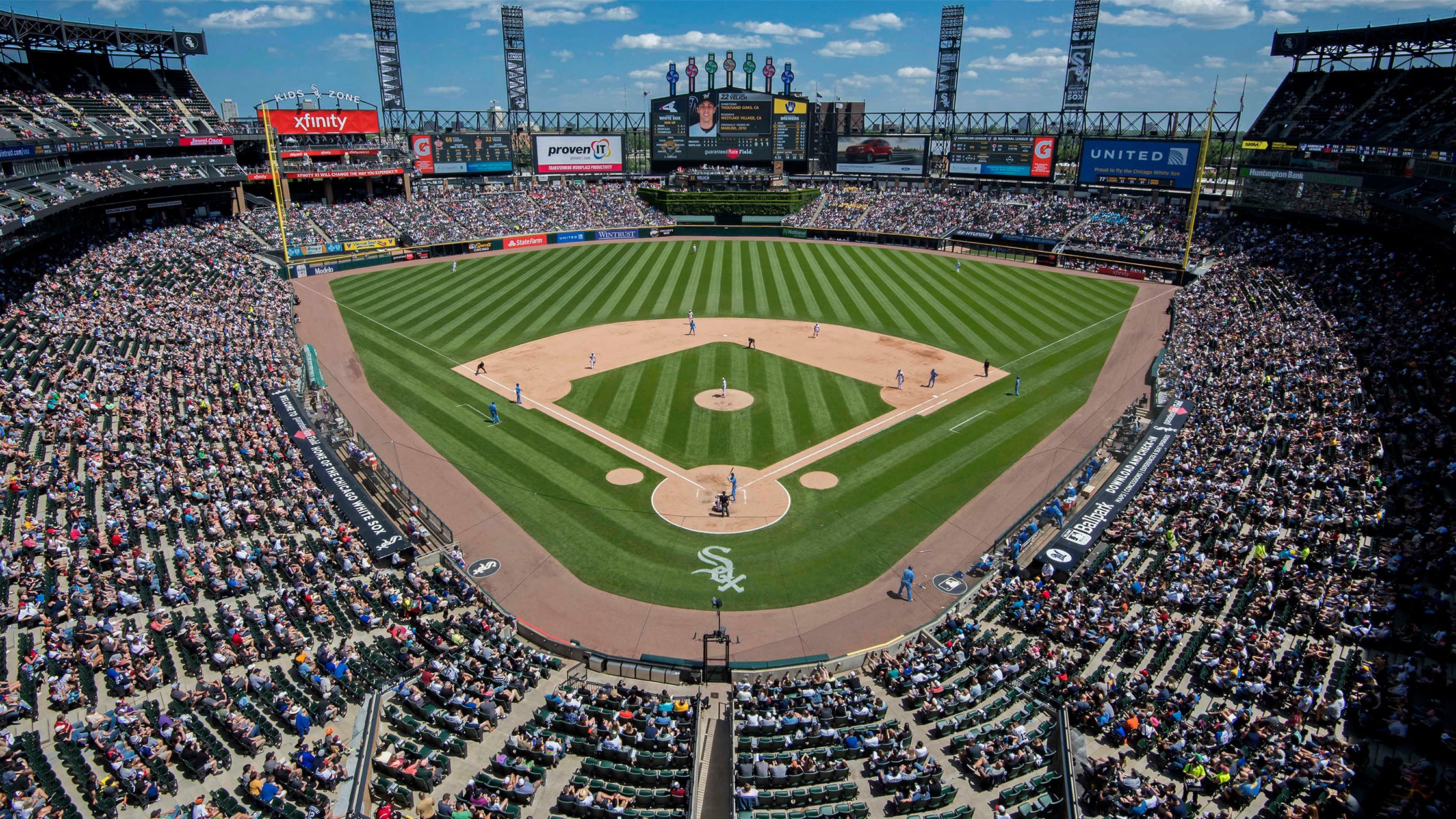 Los Angeles Angels at Chicago White Sox Tickets - 4/29/22 at Guaranteed  Rate Field in Chicago, IL