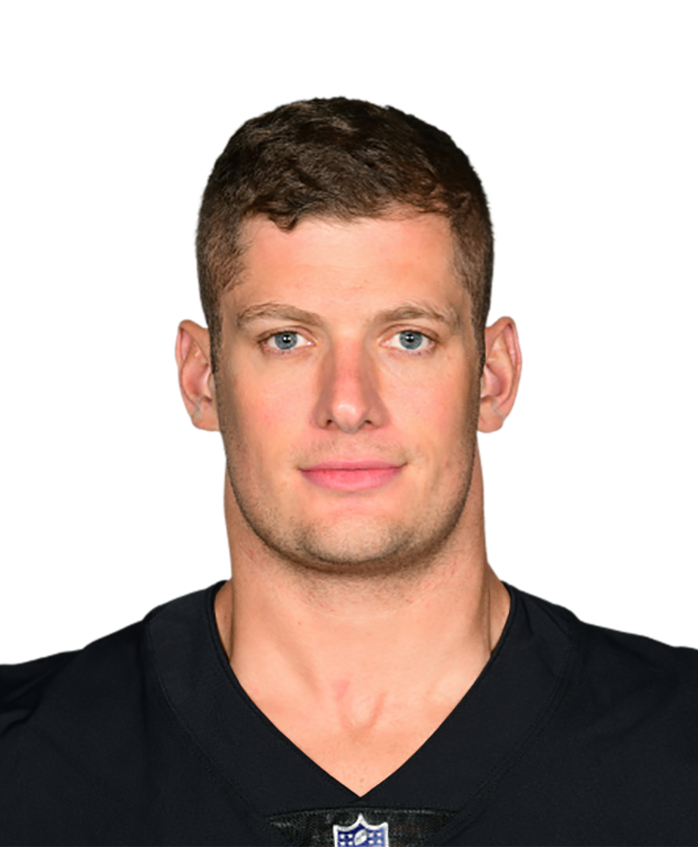 Former Buccaneer Carl Nassib officially announces retirement