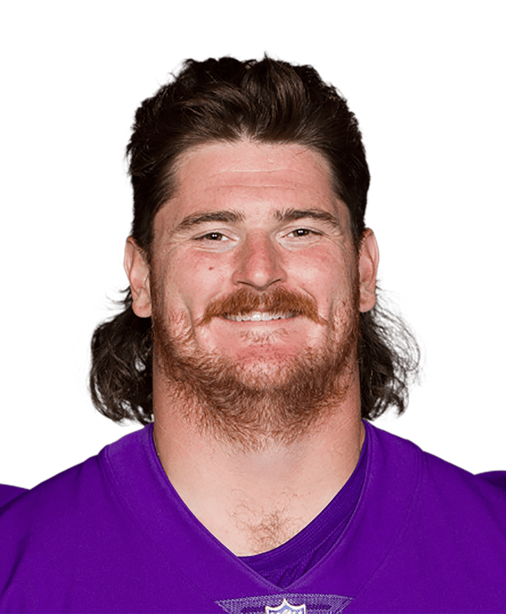 Chicago Bears acquiring OL Dan Feeney from Miami Dolphins