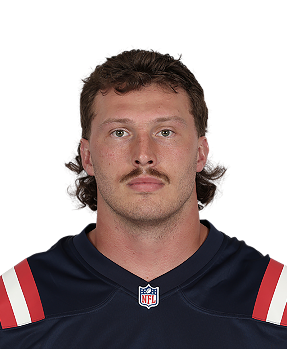 Cole Strange - Professional Football Player - New England Patriots