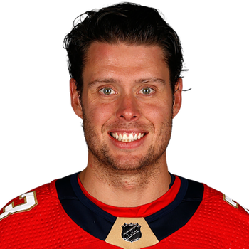 Carter Verhaeghe Puts on a Show as Florida Panthers Roll Columbus