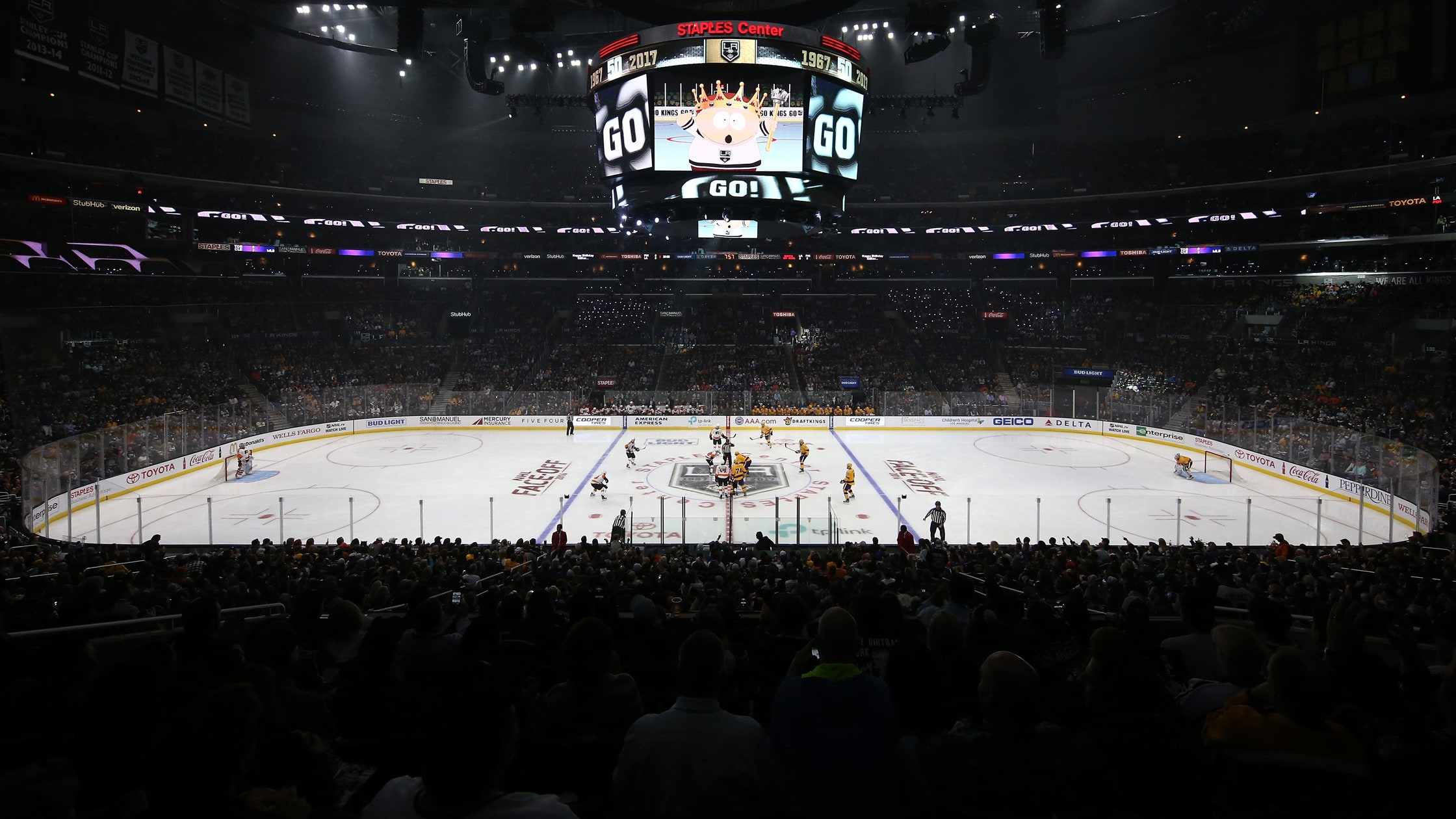 LA Kings vs Boston Bruins tickets in Los Angeles at Crypto.com Arena on  Sat, Oct 21, 2023 - 7:30PM