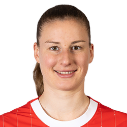 Julia Stierli