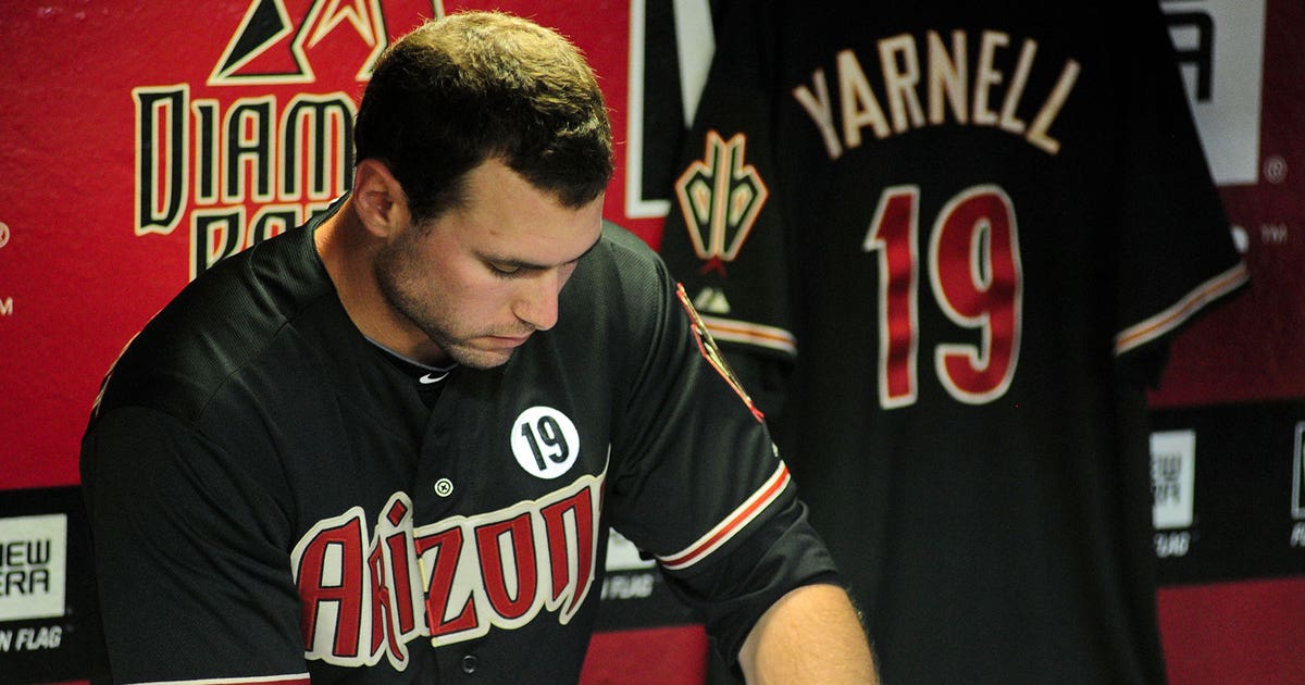 coyotes diamondbacks jersey