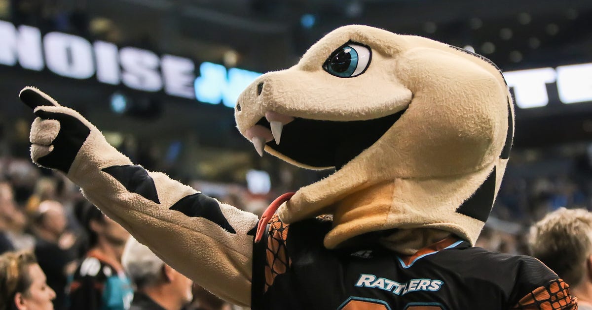 Rattlers find Outlaws hungry for first franchise win | FOX Sports