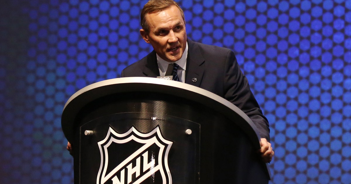 Lightning's Steve Yzerman named finalist for GM of the Year Award FOX