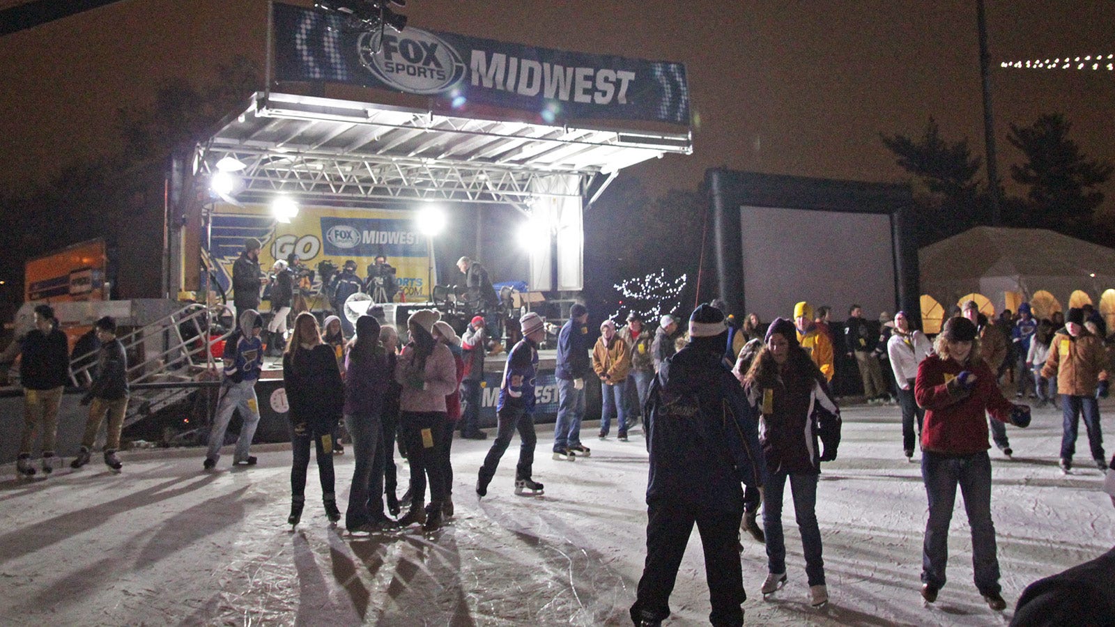 St Louis Classic On Saturday Skate And Watch The Blues Fox Sports