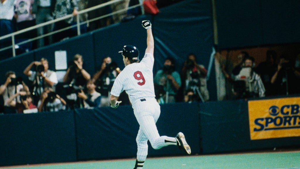 PI-MLB-Gene_Larkin-121813.vresize.1024.5