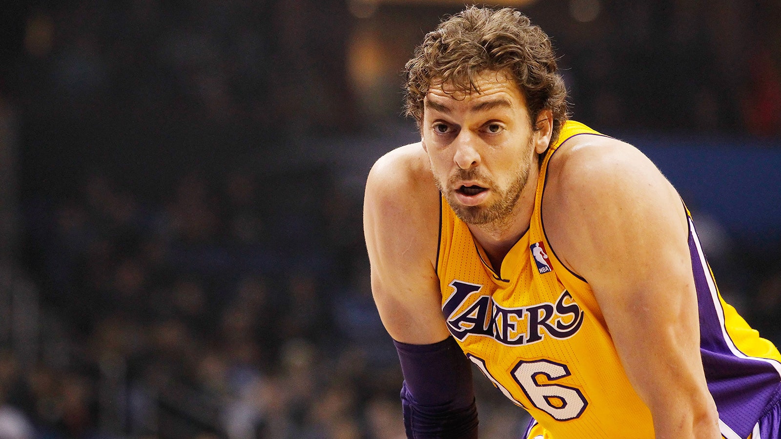 Pau Gasol Still With Lakers As Nba Trade Deadline Passes Fox Sports