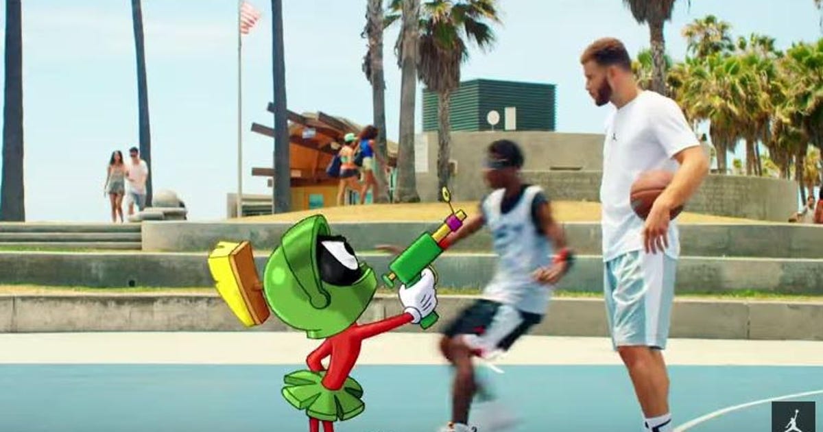 marvin the martian dunks